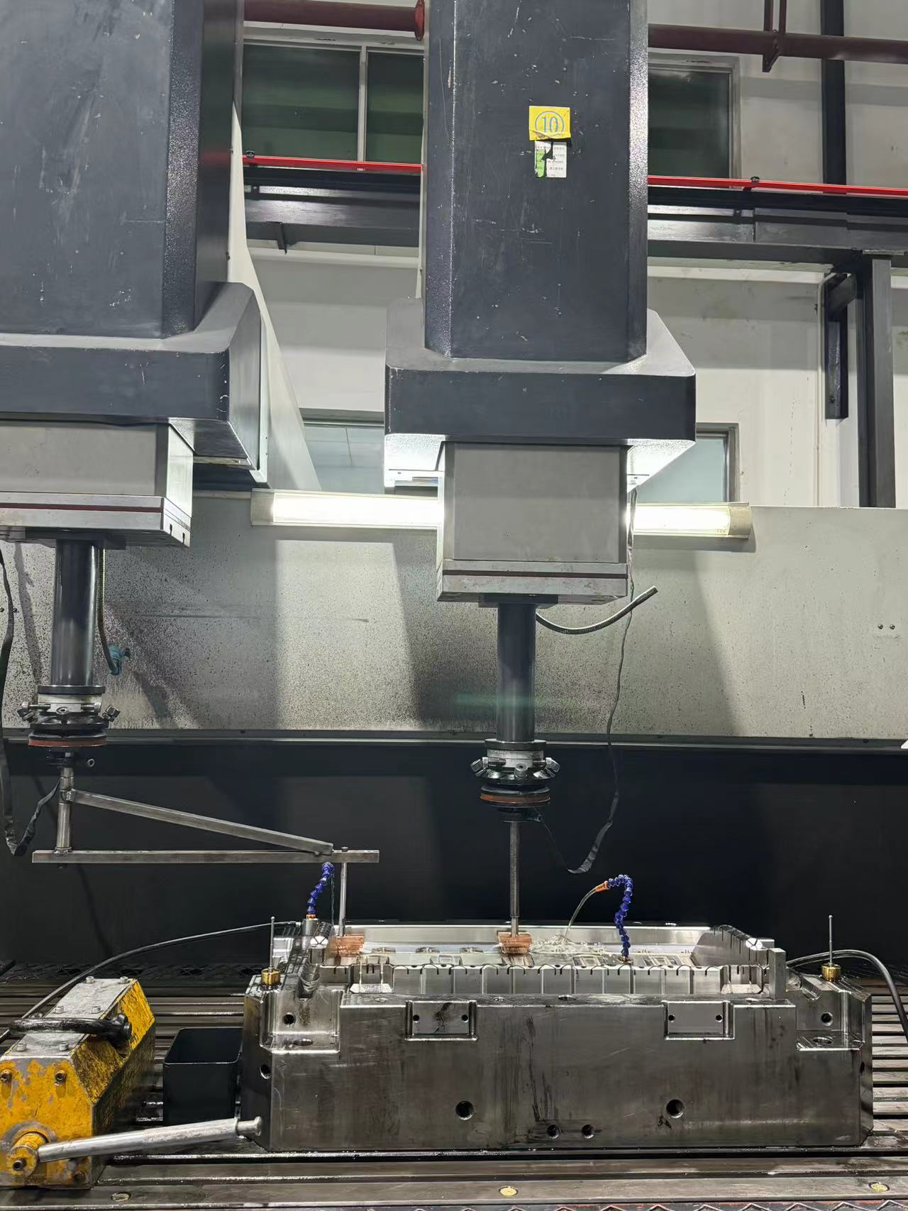 MOLD EDM Machinig 