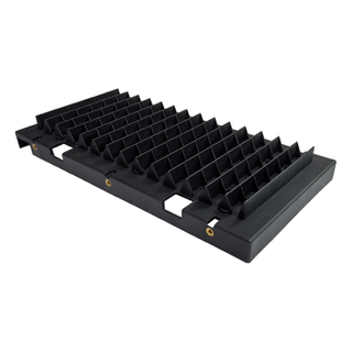 1*1 PA6 + 30% Materiał Wlew punktowy 2083H HRC29-34 Forma Stalowy rdzeń EDM Tekstura VDI 21 Precyzyjna plastikowa forma panelowa